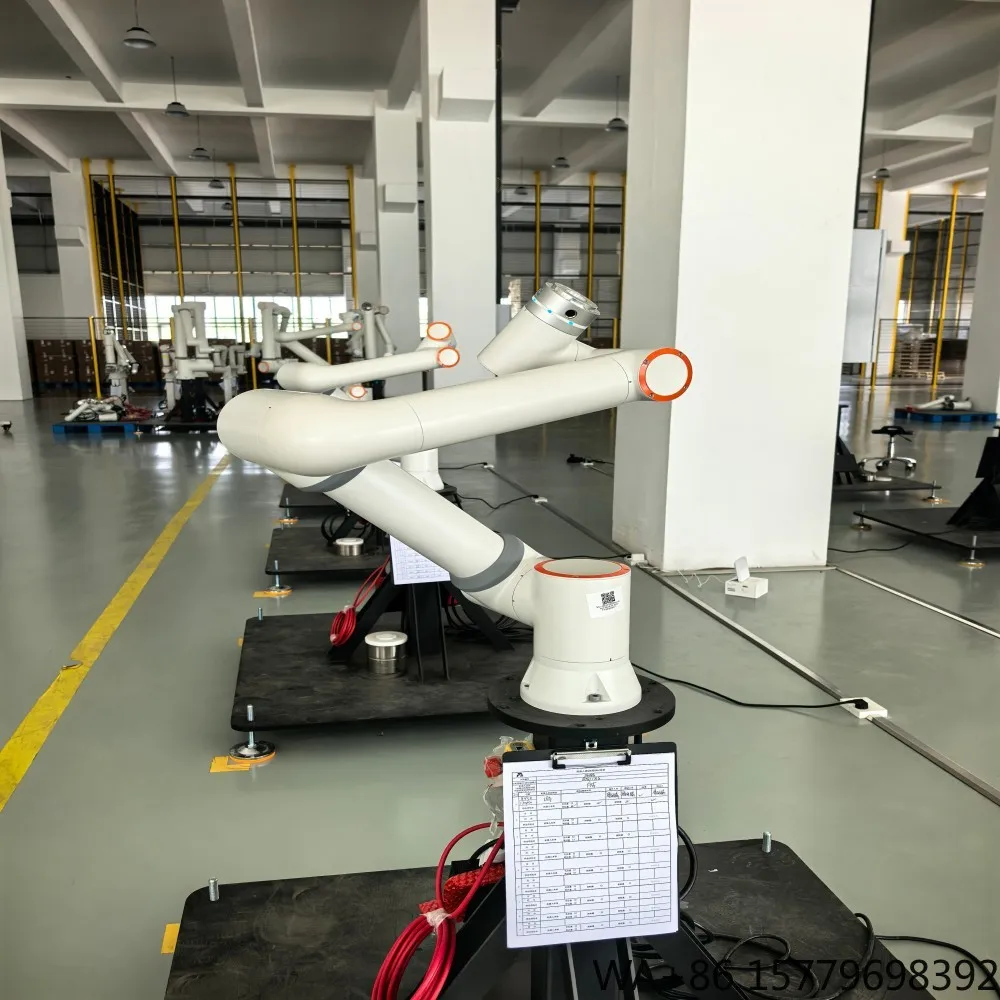 FR5 Collaborative Robot Arm With 5kg Payload & 360. Joint Rotation for Welding Pick Place Assembly CNC Automation