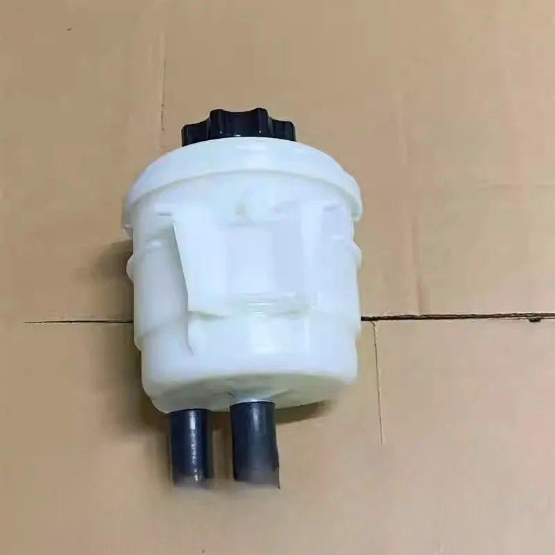 Boost Pump Steering Gear Steering Fluid Bottle for SAIC MAXUS G10G20