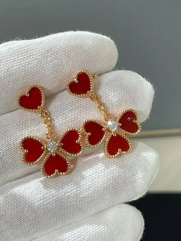 boucles-d'oreilles-tendance-en-agate-rouge-en-forme-de-cœur-a-quatre-petales-bijoux-d'oreille-en-nacre-en-forme-de-cœur-pour-femme-nouvel-an