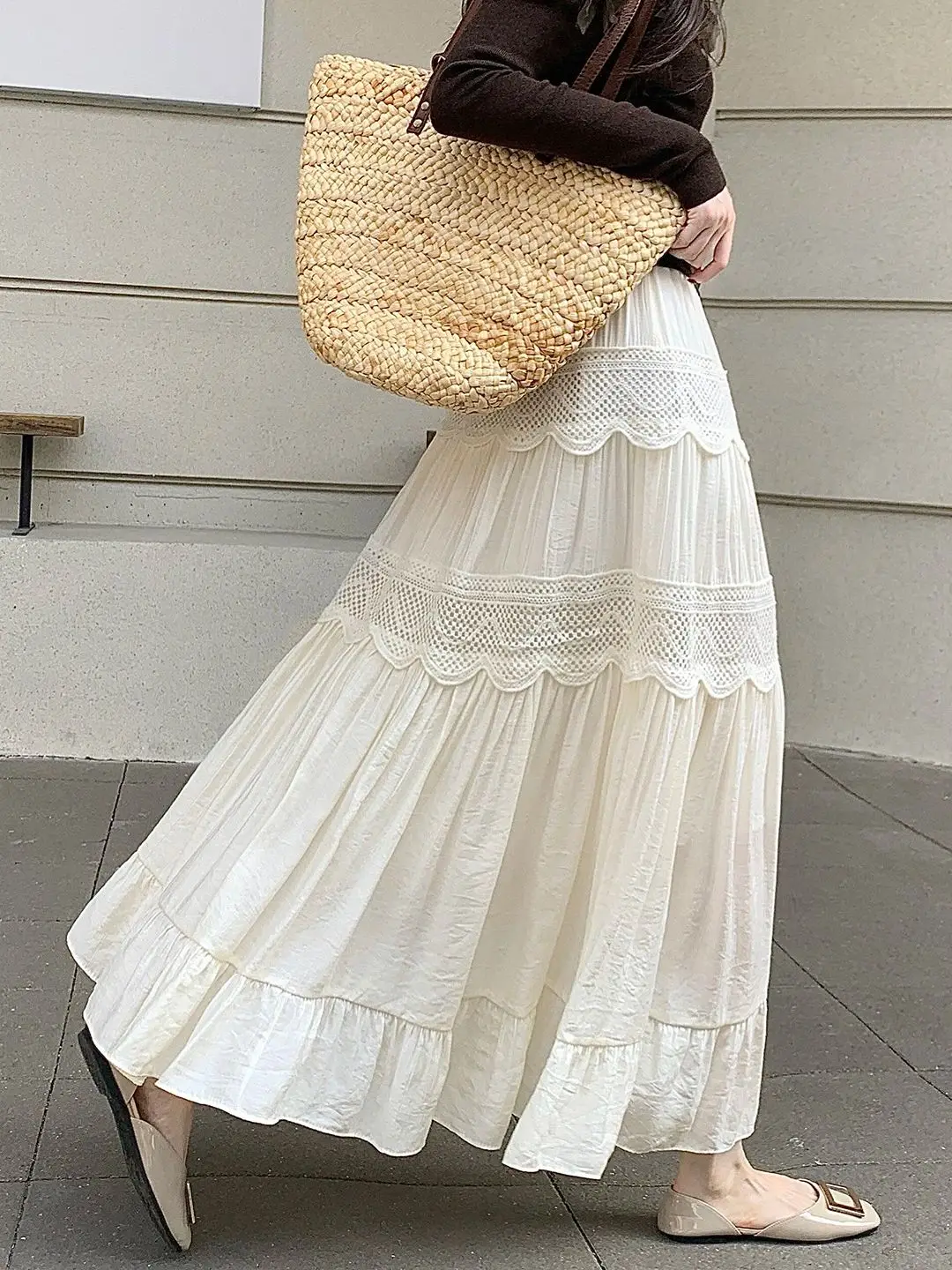 

French-Style Soft-Wear Elastic Waist Skirt 2026 Spring/Summer New High-Waisted Slimming Lace-Up Hollow out A-Line Long Skirt