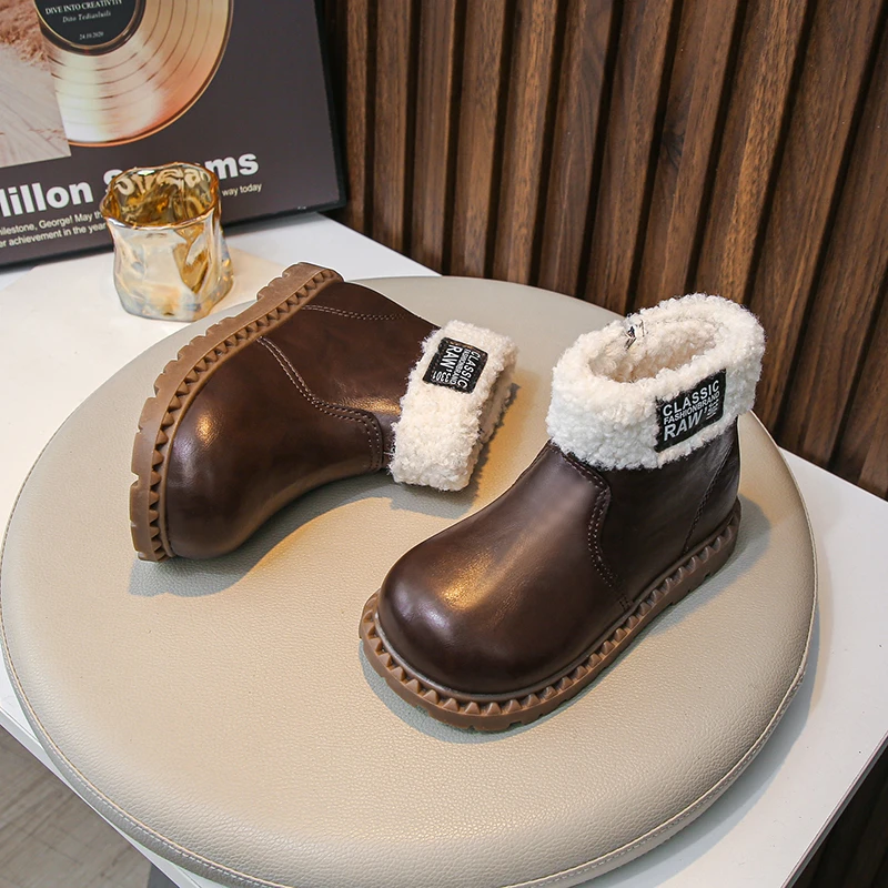 2025년 신상 고품질 아동용 여아 코튼 부츠 겨울용 따뜻한 캐주얼 가죽 부츠 아동용 편안하고 따뜻한 플러시 앵클 부츠