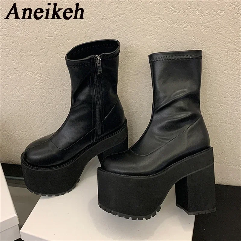 Aneikeh, nuevos zapatos de mujer de suela gruesa, botas de plataforma Punk de tacón grueso Retro, botas cortas de tacón alto con cabeza redonda, Otoño/Invierno 2025