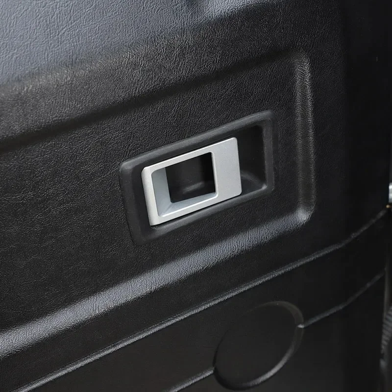 

For Land Rover Defender 90 110 130 204-2018 Carbon steel Car Inside Door Bowl Handle Decoration Cover Interior Car Accessories