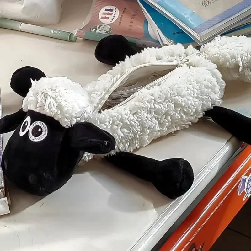 مقلمة لطيفة من القطيفة على شكل خروف رقيق للأطفال، حامل قلم بسحاب ناعم على شكل حيوانات كرتونية ثلاثية الأبعاد، قرطاسية خروف مضحكة باللونين الأبيض والأسود