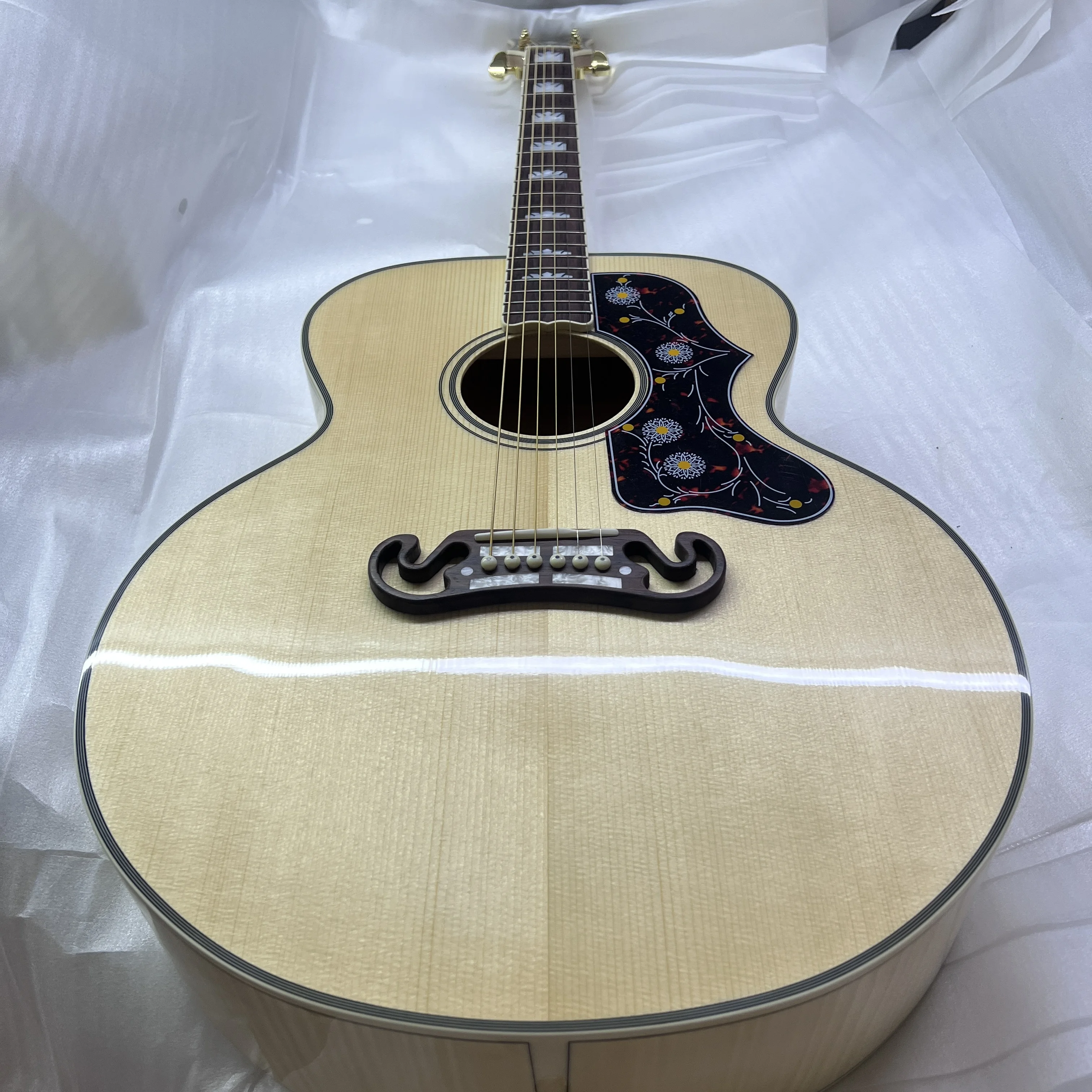 In Stock New 43# Acoustic Guitar Model Solid Spruce Top Maple Side And Back Abalone Inlay/Binding Bone Nut/Saddle In Natural