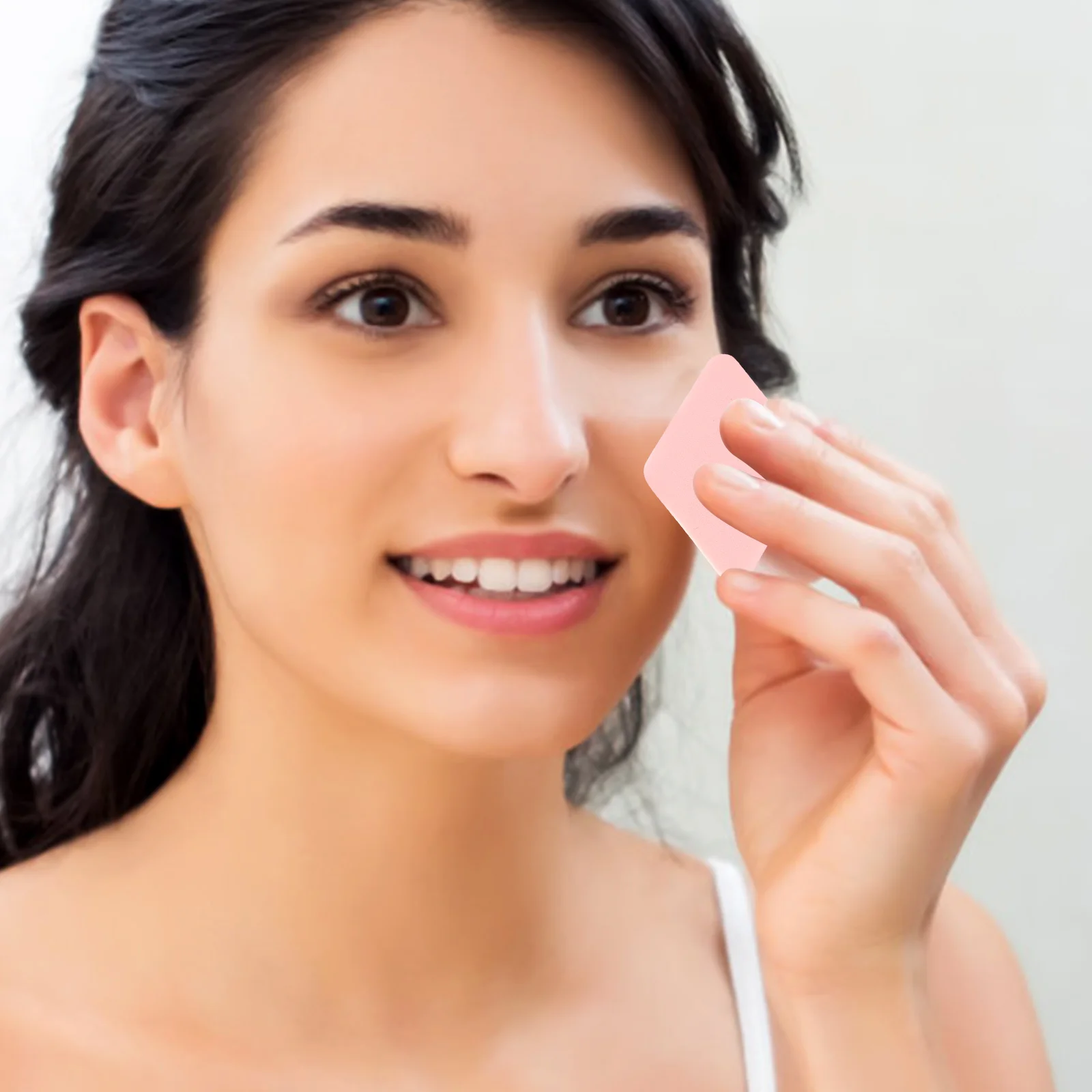 

12Pcs Rhombus-Shaped Makeup Powder Pads Portable Facial Makeup Tools Smooth Grip Perfect for Daily Use