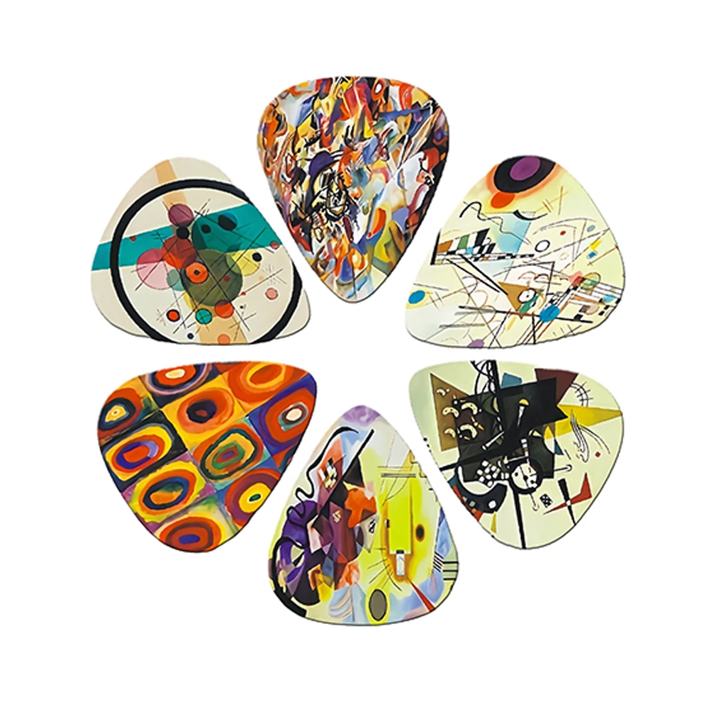 

Новый набор медиаторов, набор из 6 предметов, двусторонние медиаторы с цветным принтом для электрических/бас-гитар, прочные аксессуары для гитары, подарочный набор