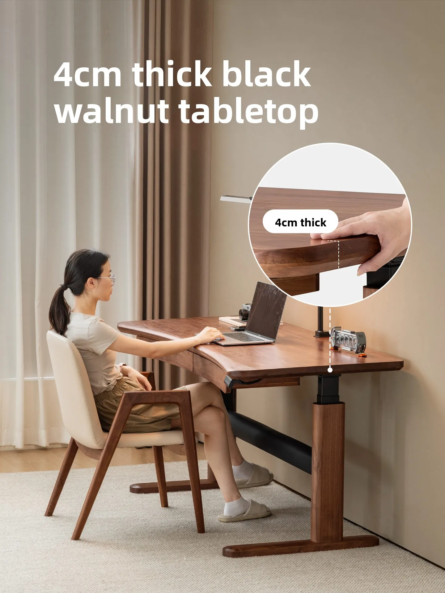 مكتب كهربائي منحني قابل للرفع في أمريكا الشمالية من خشب الجوز الأسود والخشب الصلب الذي يتم التحكم فيه إلكترونيًا ومنضدة عمل للدراسة