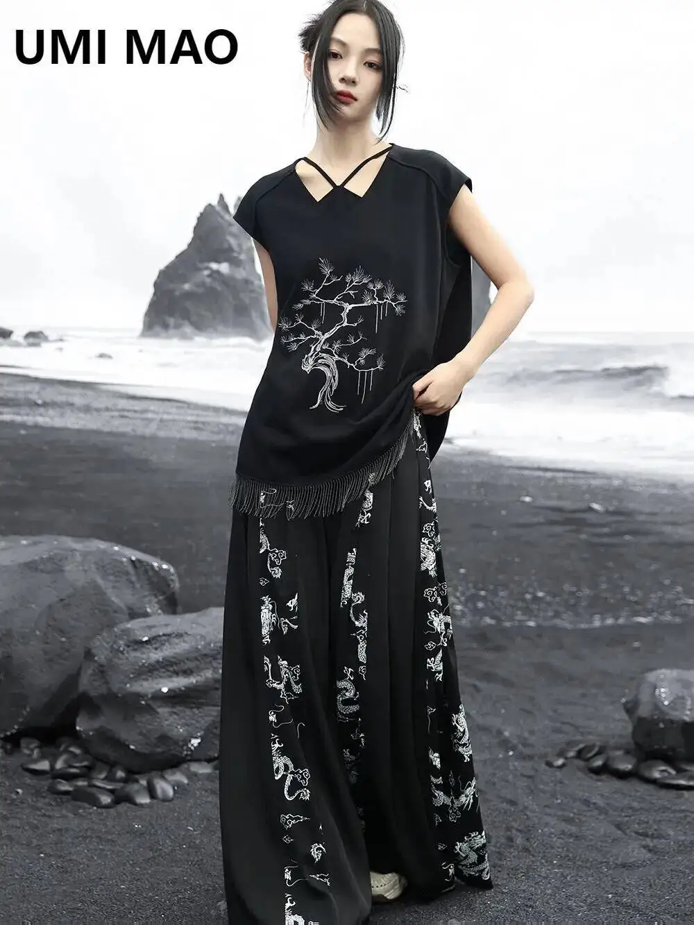 UMI MAO New Chinese Black Wide Legged Pants Women's Retro Dragon Printed Satin Loose And Versatile Long Trousers Femme