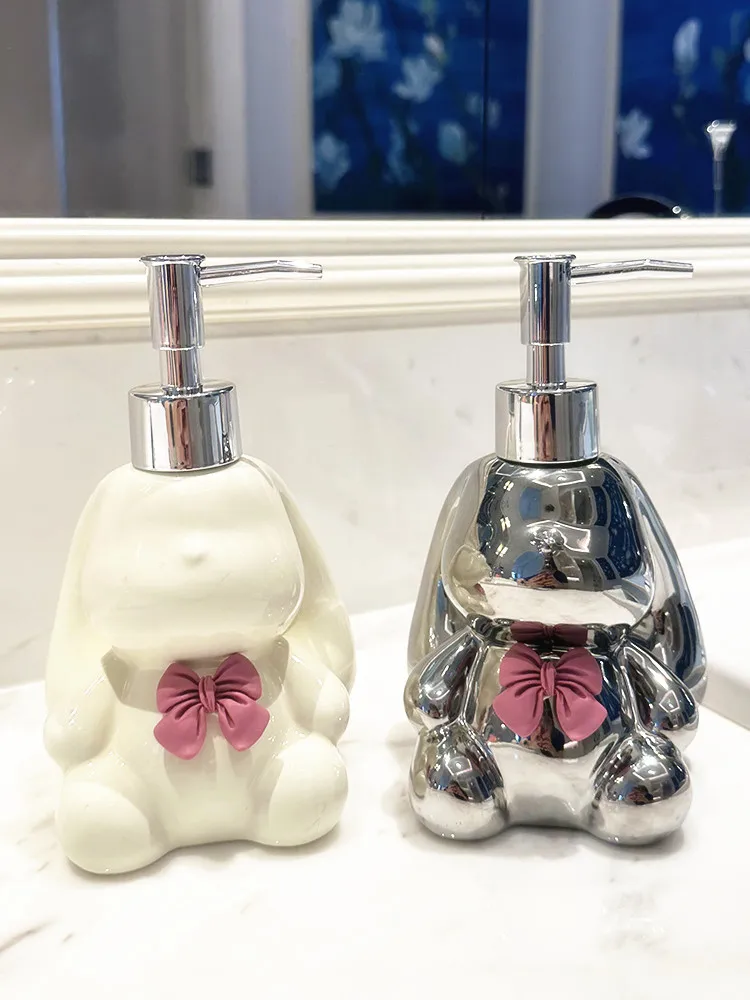 WHYOU-Creative Ceramic Cute Rabbit Liquid Soap Dispensers, Body Wish Shampoo Emulsion Bottle, Latex Bathroom Accessories Set