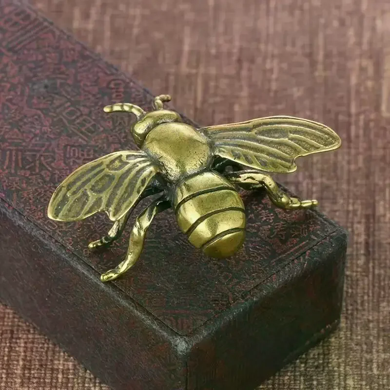1pc Solid Brass Bee Statue Ornaments, Creative Antique TeaPot Statue Craft, Copperware Study Office Decor, Gifts Crafts Collect