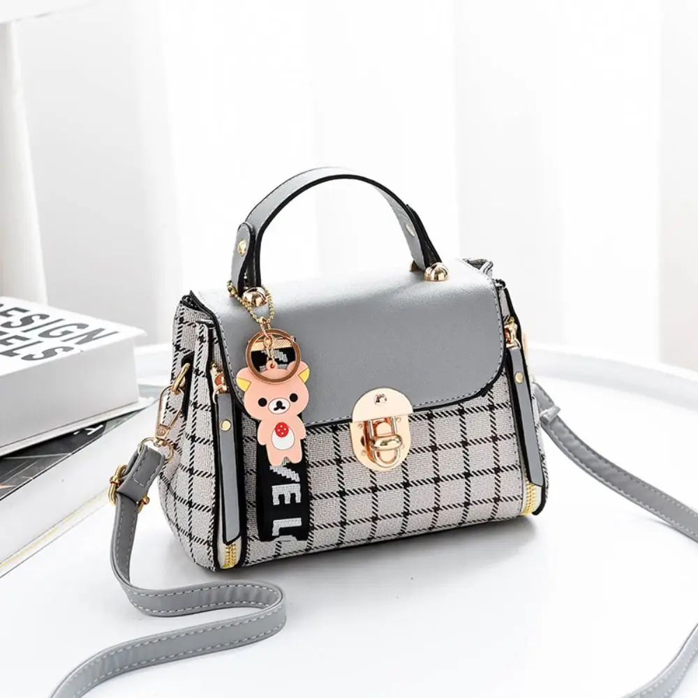 Modische PU-Leder Schultertaschen mit Schnallenverschluss, Handtaschen mit Karomuster für Damen – Detail 6