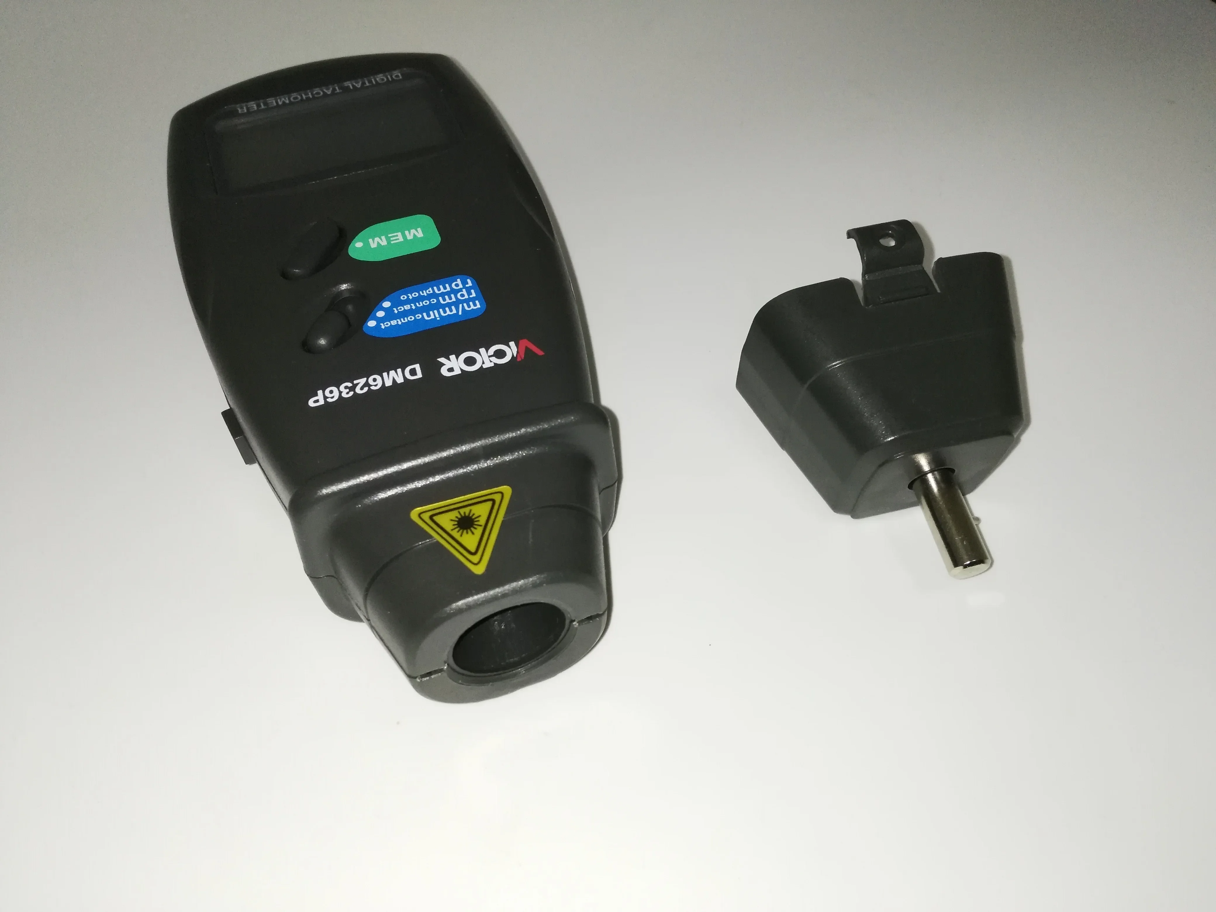 

DM6236P контакт двойного назначения бесконтактный автоматический диапазон 5-значный цифровой тахометр 0,05-19999 об/мин