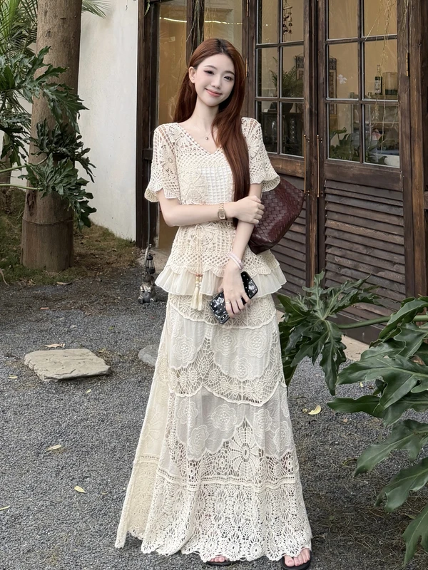 

plus Size Women's Summer Fashion Hook Embroidery Hollow out Top And Skirt Two Piece Set Airy Breathable Comfortable Cotton