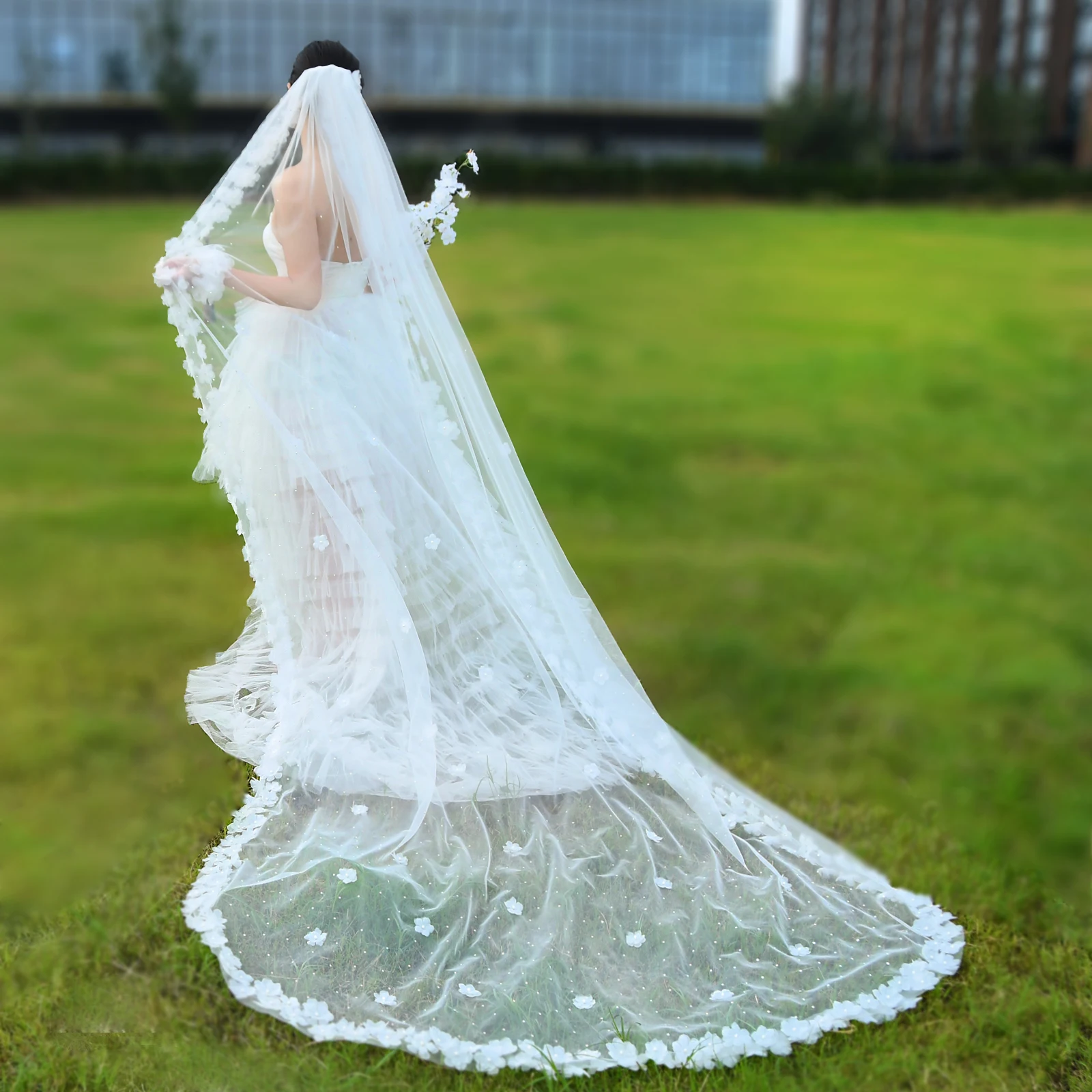 V213 Wedding Veil Rhinestone Beaded Flower Cathedral Length Bridal Veil Sparkling Elegance Soft 1 Tier Wedding Dress Accessory