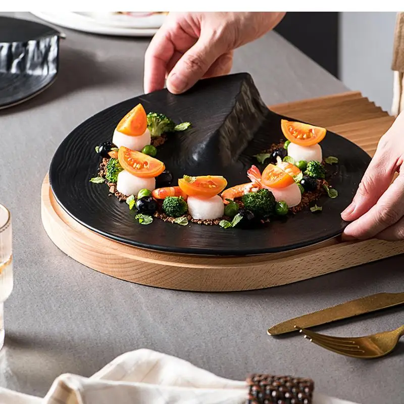 

Black Western Plate Steak 8.5 Inch Irregular Dessert Restaurant Special-shaped Household Tableware