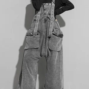 Satışlarda ilk 10 siyah kot pantolon no. 8