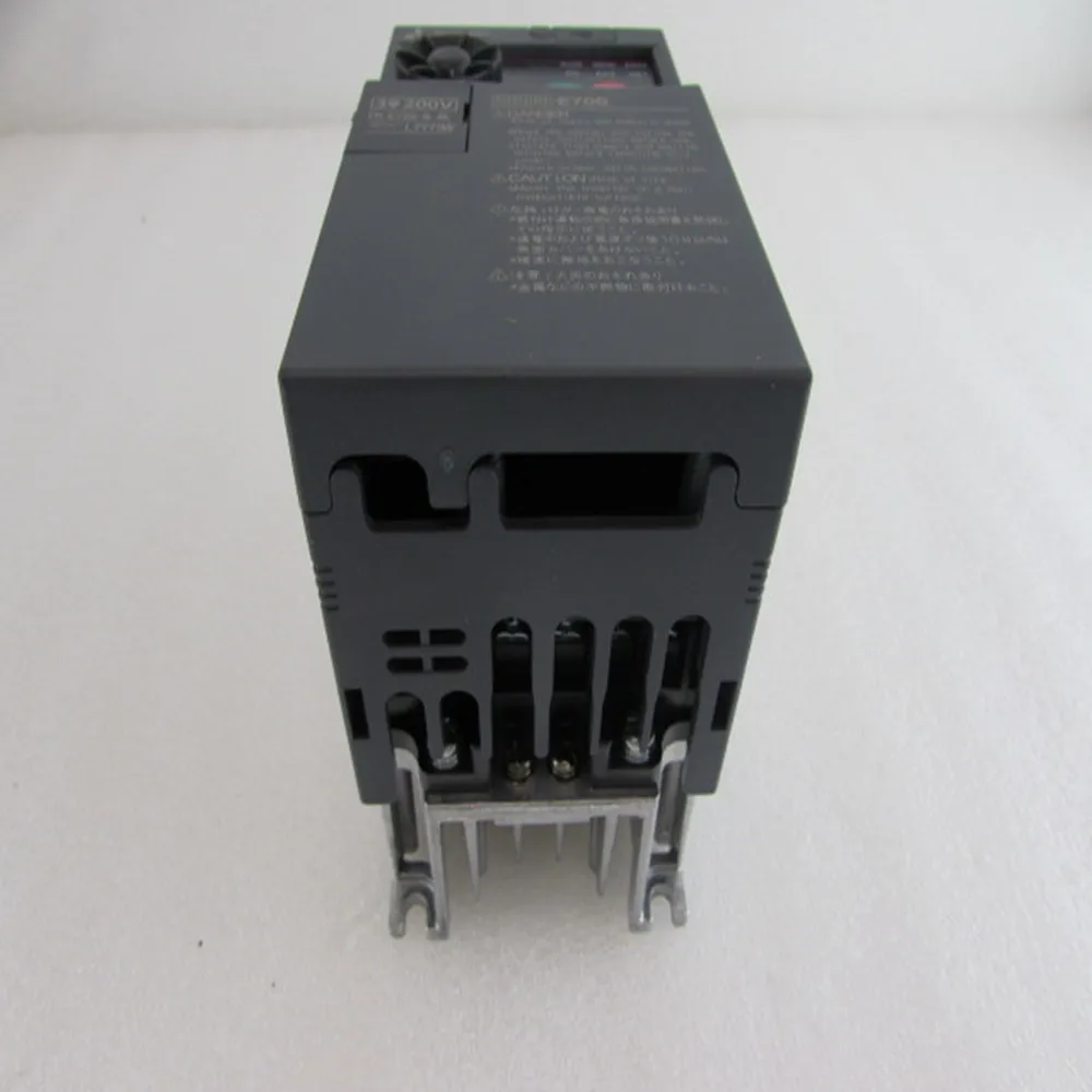 

FR-F740-00310-NA FREQROL-F700 Transistorized Inverter High Function Low Acousticnois