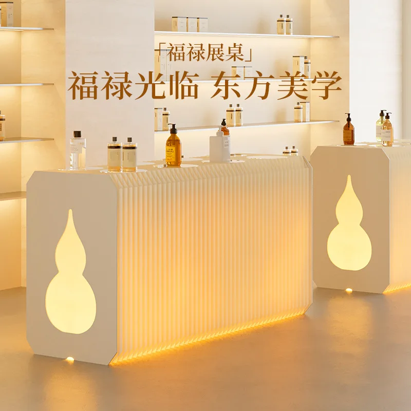 Eighteen Paper Stands For Showcases, Sample , Beauty Salon Product Display Cabinets, And Superma
