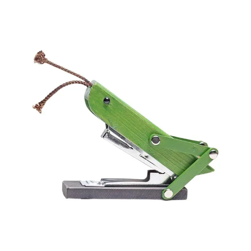 Desktop Stapler Animal Shape Stapler Wooden Grasshopper Green Wood Desk Decor Desktop Stitcher Art Figurine Statue Sculpture For