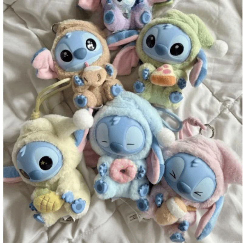 MINISO Stitch Take A Bite เมื่อคุณ Sleepy ชุดกล่องตาบอด Tabletop เครื่องประดับตุ๊กตาอะนิเมะ Surprise กล่องวันหยุดของขวัญของเล่น