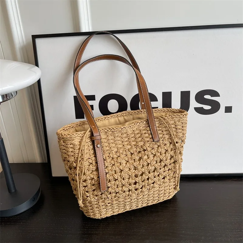 Straw High Capacity Bucket Hand Bags for Women Stylish Women Bag 2025 Latest Model Popular and Best-selling Women's Shoulder Bag