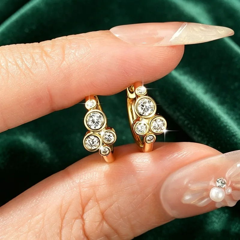 Lnngy Creolen-Ohrringe mit rundem Moissanit im Lünettenfassung für Damen, 14 Karat Gold gefüllt, fünf Steine, Kreis-Ohrringe, trendiges Schmuckgeschenk – Detail 7