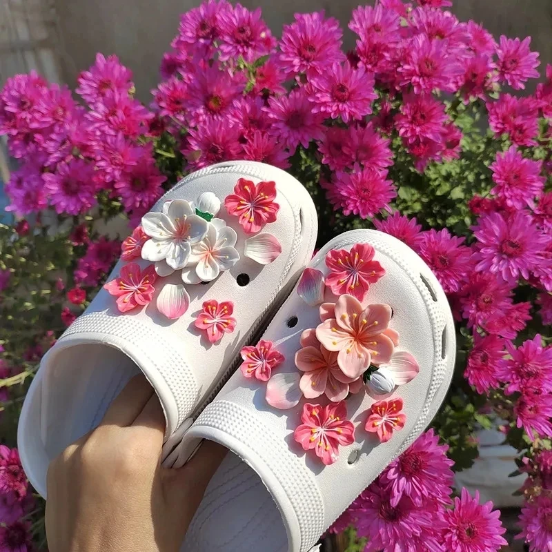 New Fashion Popular Charms for Petal and branch Shoe Buckle Cute Clogs Shoes Accessories Girl Sandals Decorative Party Gifts ﻿