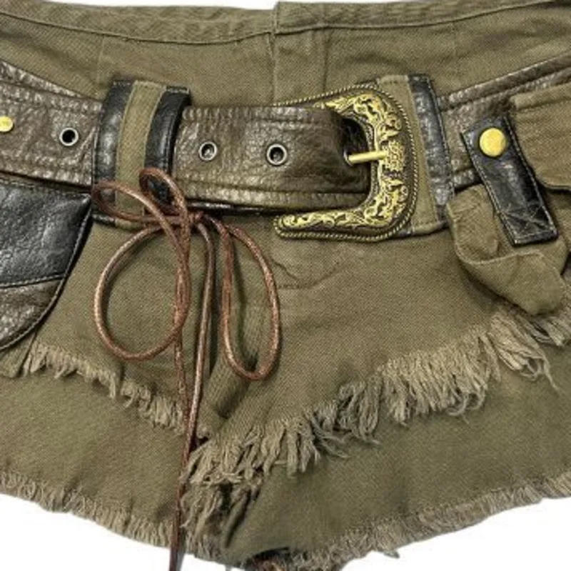 HKSH 2026 شورت صيفي جديد تصميم غير متماثل جيوب بحزام المتعثرة الأمريكية الرجعية مثير Ins سفاري نمط سراويل قصيرة HK17508