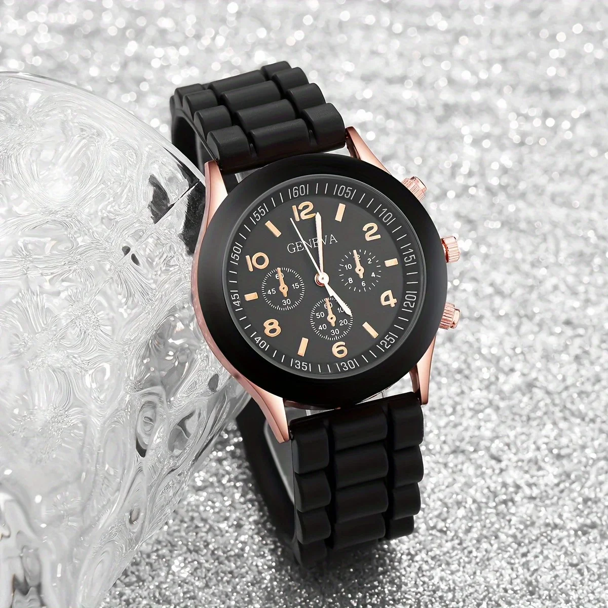 2 أشرطة مطاطية باللونين الأبيض والأسود بمينا دائري كوارتز وساعة مكونة من أساور مناسبة للحياة اليومية