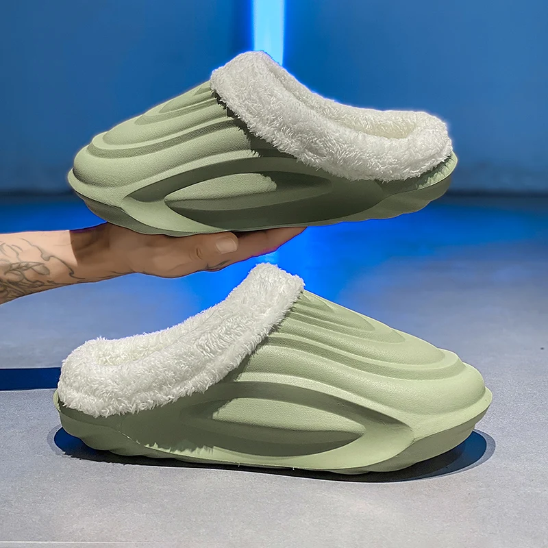 

MAEDEF Durable Winter Slippers for Men Warm Non-Slip House Shoes Indoor Outdoor Anti-Skid Comfortable with Fuzzy Lining Big Size