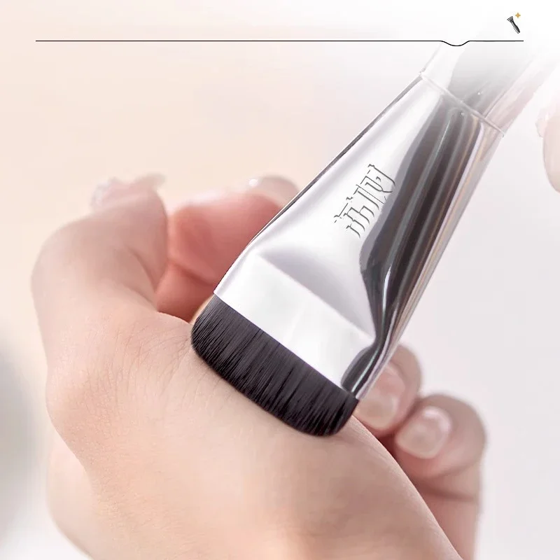 Brocha de maquillaje fina para Base sin marcas, brocha para Base, brocha para contorno plano y fino y ligero, brochas de maquillaje en crema para base