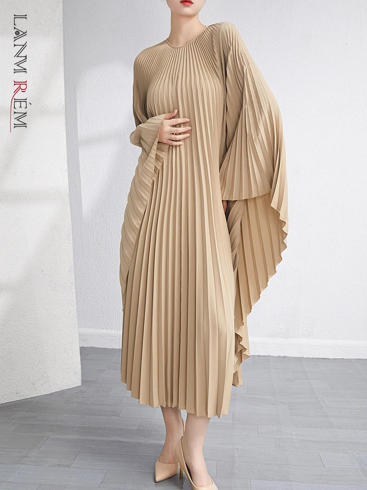 LANMREM Batwing Sleeves Pleated Dress For Women Loose Long Length Solid Color Loose Clothing Ladies Elegant 2024 Autumn 2R9700