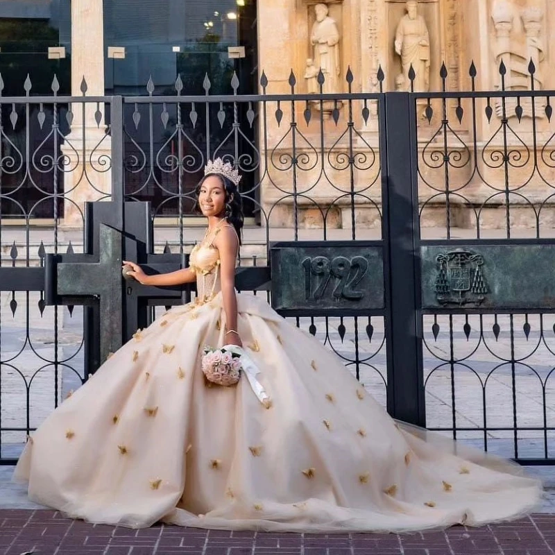 Lorencia-vestido De quinceañera con hombros descubiertos, corsé De lentejuelas con lazo De mariposa, color champán, 15 Años, YQD629, 2024