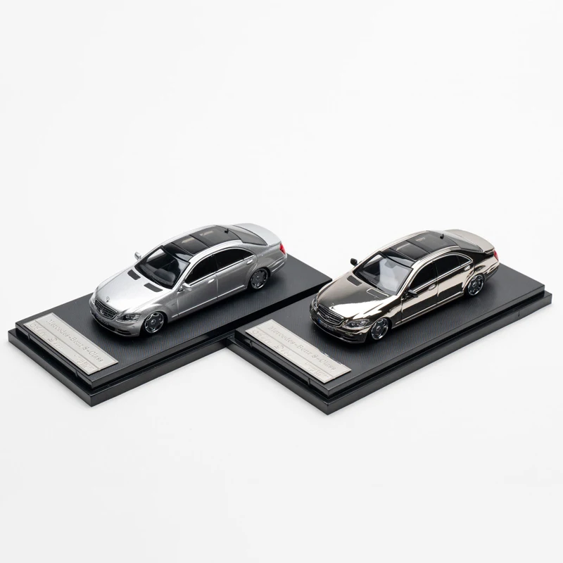 

1:64 Scale S600 W221 Simulation Alloy Car Model Ornament Static Display Collectible Toy Gift Souvenir Decoration