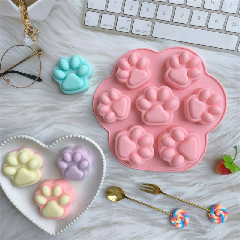 

Silicone Paw Print Mold, 7 Cavity Dog Molds Non-Stick Food Grade Silicone Molds for Making Cookie, Candy, Chocolate, Jelly