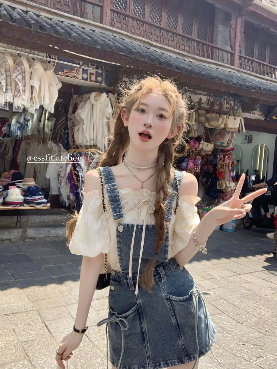 

2024 Summer New Women Two Piece Sets Korean Fashion Slash Neck Short Sleeve Blouse + Straps Denim Bow Design Short Dress Outfits