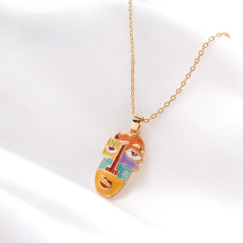 Sumni Enamel Necklace Women's 18K Gold Plated Abstract Face Painting Style Pendant Collarbone Chain World Style  out