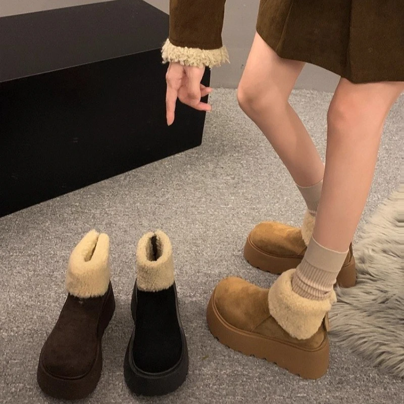 Botas de nieve con plataforma de piel de cordero color caramelo Maillard, suela gruesa, punta redonda, botas de invierno de algodón para mujer
