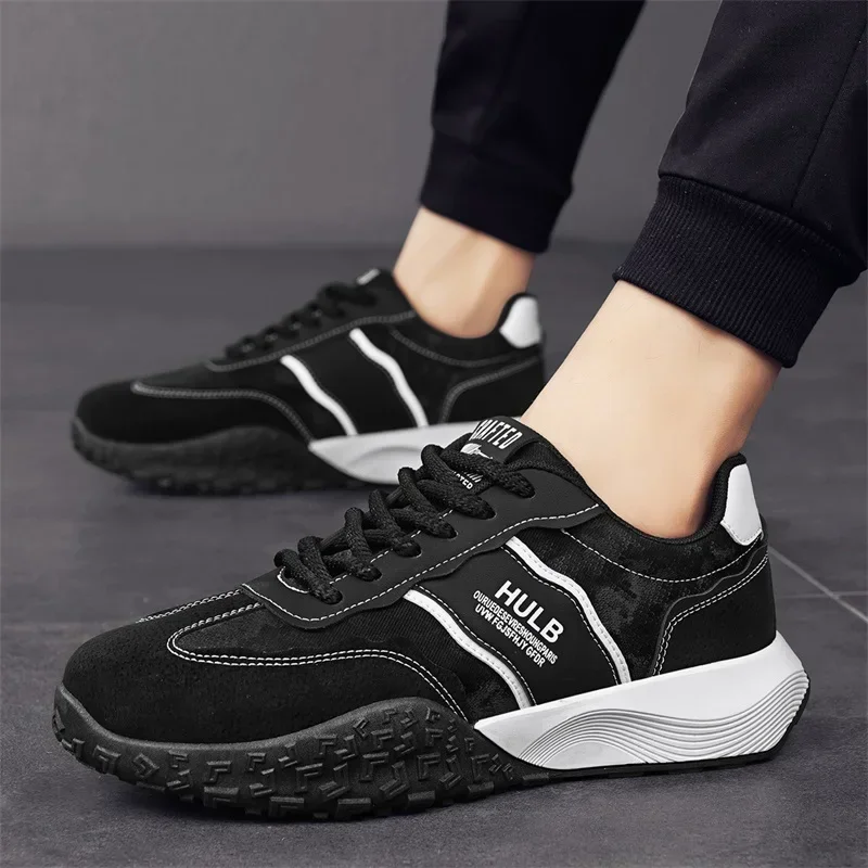 

Trendy New 2025 Low-top Round-toe Lace-up High-quality, Personalized PVE Soft-soled Men's Simple and Casual Sports Shoes