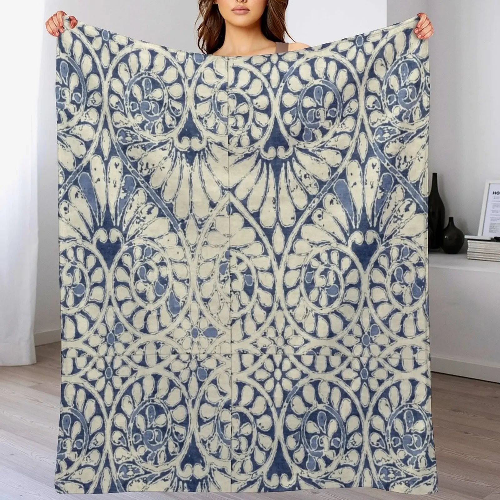 

motif blue and white pattern Throw Blanket Ultra Soft Flannel Fleece Blanket for All Seasons