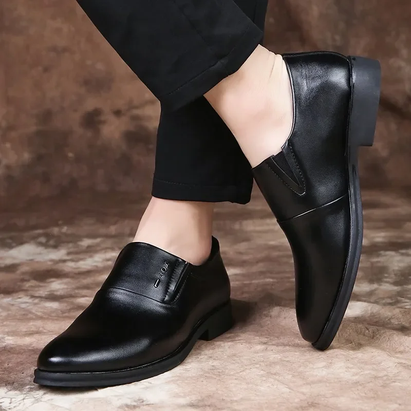 Letter Decoration Loafers Shoes Men PU Low Heel Anti Slip Classic Comfortable Business Formal Shoes Large 38-48 Men Shoes