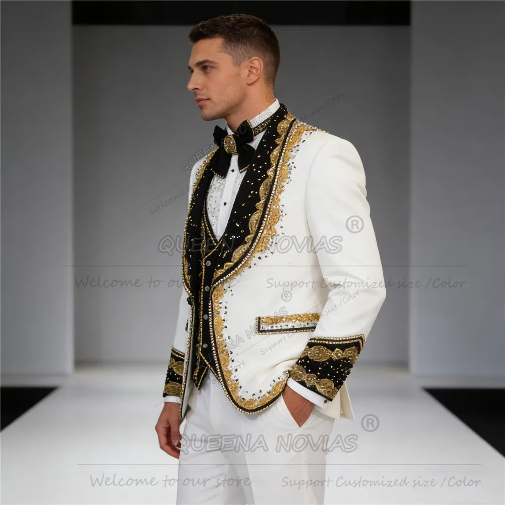 

Exclusive Beading Crystals Suit Men For Wedding Black Lapel Blazers Outfits 3 Piece Groom Tuxedos Customized Terno Masculinos