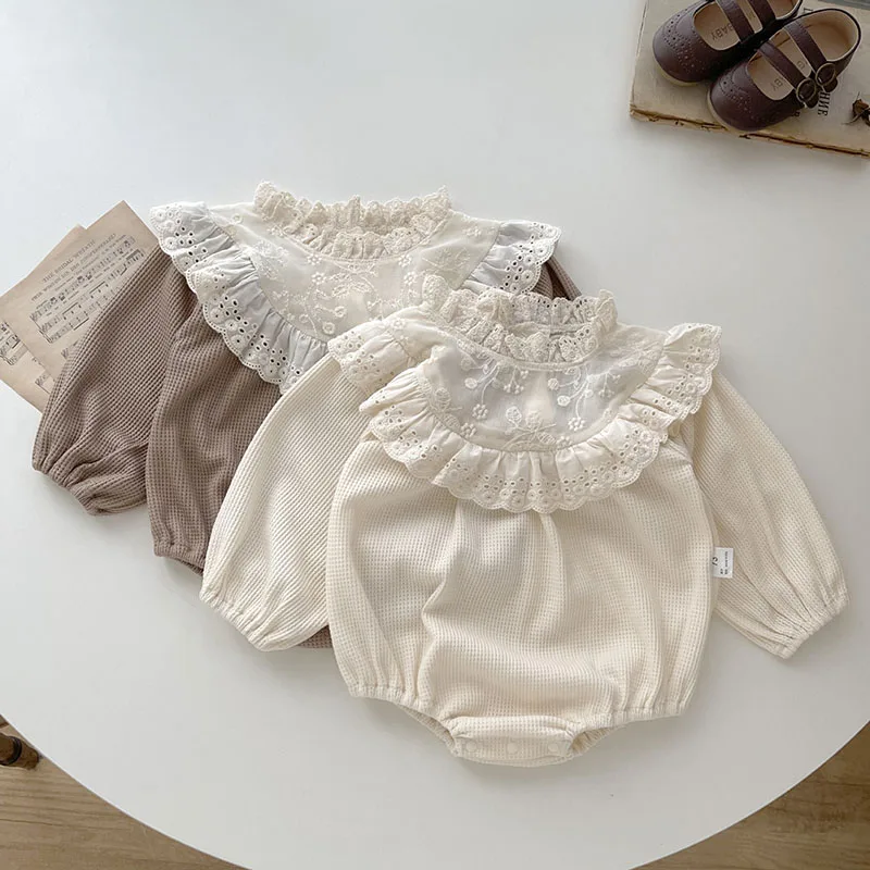 2024 New Spring Korean Style Clothing Infant Baby Girl Bodysuits Long Sleeved Waffle Lace Splicing Newborn Baby Girl Jumpsuit