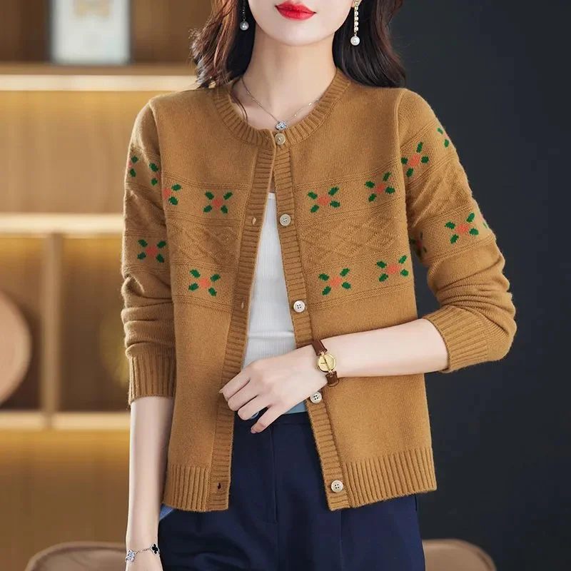 Sweater Coat Women's 2024 Spring Autumn New Cardigan Jacket Female knitwear Western Style Fashion Outerwear Ladies Overcoat Tops