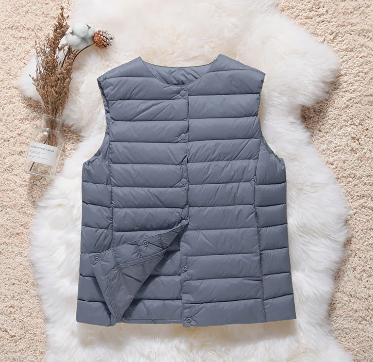 Women Spring Sleeveless Liner Duck Down Jacket 2024 New Autumn Winter Ultra Light 90% White Duck Down Female Vest Coats