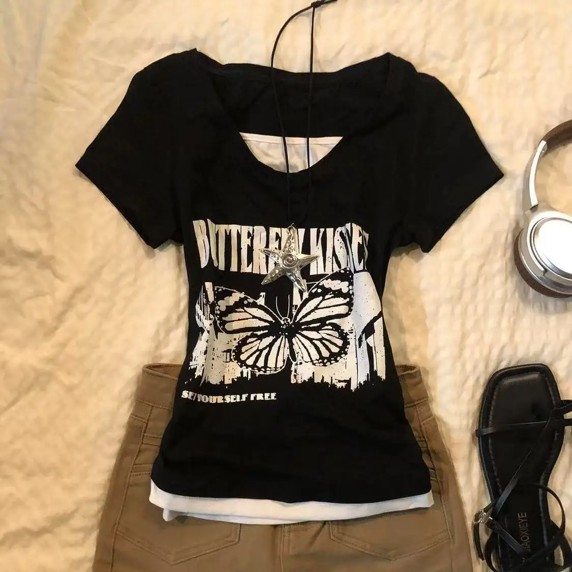 Black Letter Goth Sexy Gothic Graphic T-shirt Vintage Women's 90s Clothes Y2k Crop Top Streetwear Tshirts Subculture Tees Punk