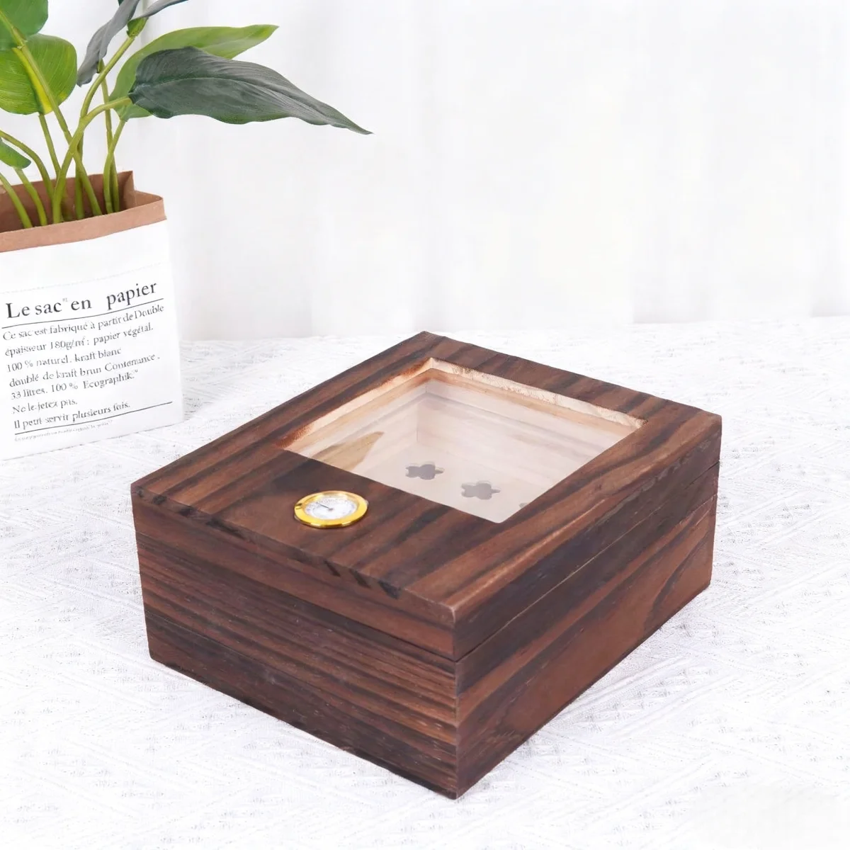

Cigar Humidor Spanish Cedar Wood with Glass Top, Hygrometer and Humidifier Included, 25-50 Cigars Storage Box