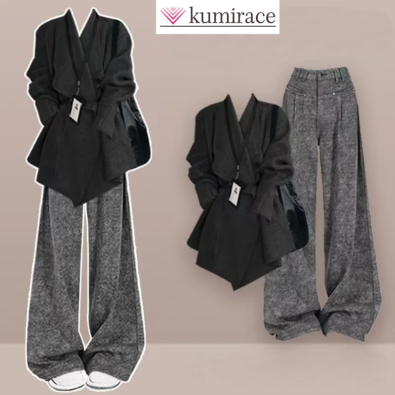 

Beautiful Korean Style Small Set for Early Autumn, with a Stunning Early Autumn Outfit. A Complete Set of High-end Sweaters