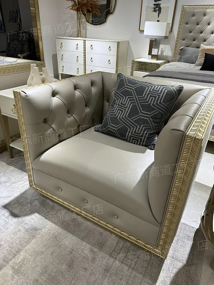 أريكة على الطراز الكريمي بمقياس التنين، أريكة أوروبية فاخرة وحديثة على الطراز الفرنسي لغرفة المعيشة من الخشب الصلب من La Rochelle #4